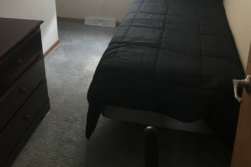 Photo of Bedroom in Central Square