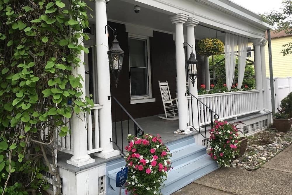 Photo of Others in Newtonville