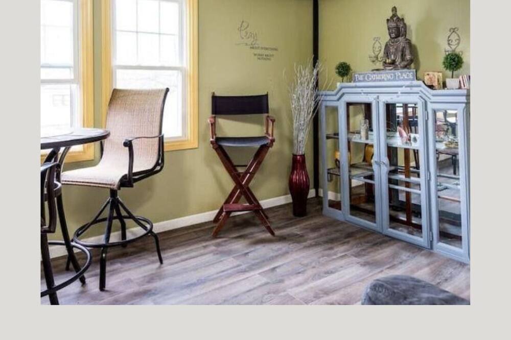 Photo of Bedroom in Newtonville