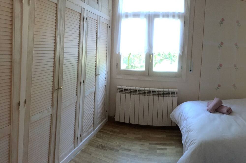 Photo of Bedroom in Ibeas de Juarros