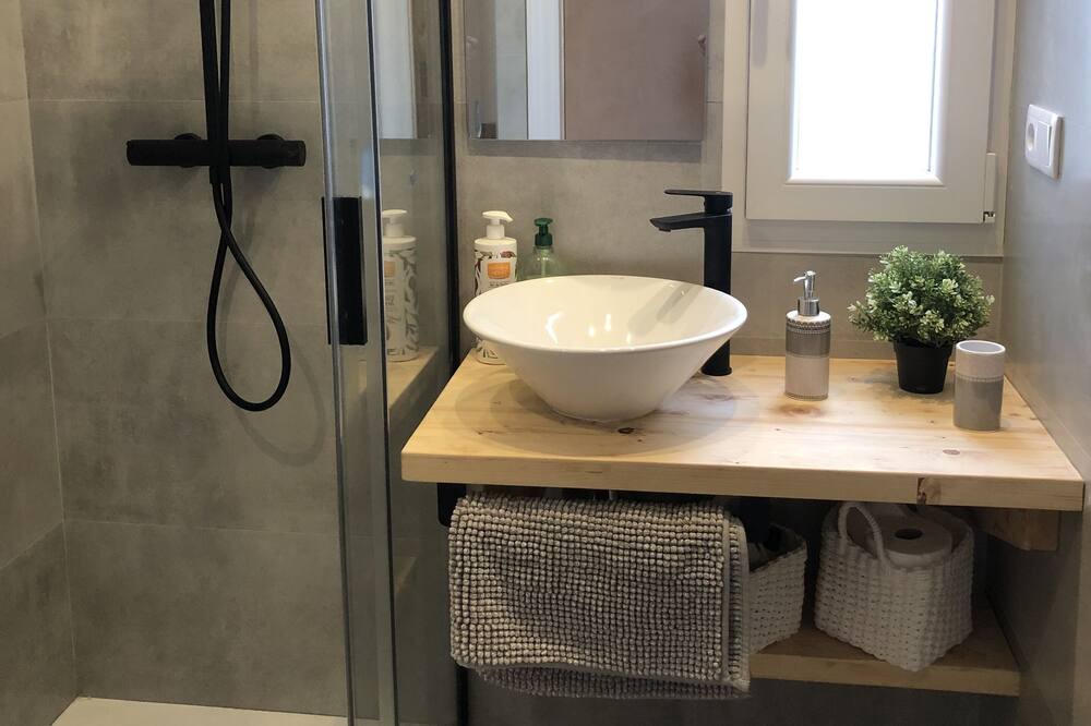 Photo of Bathroom in Ibeas de Juarros