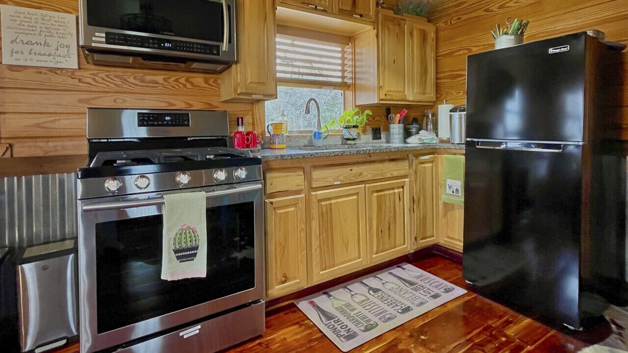 Photo of Kitchen in Lometa