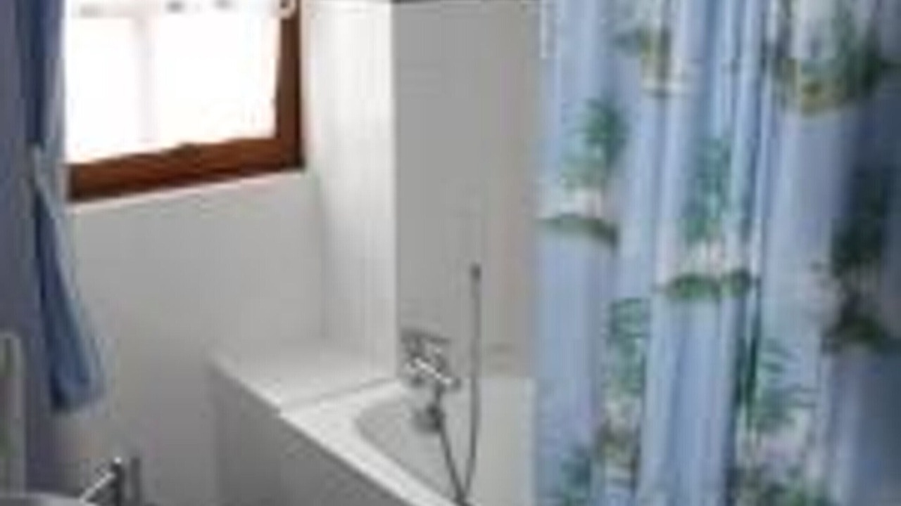 Photo of Bathroom in Saint-Leonard-des-Bois