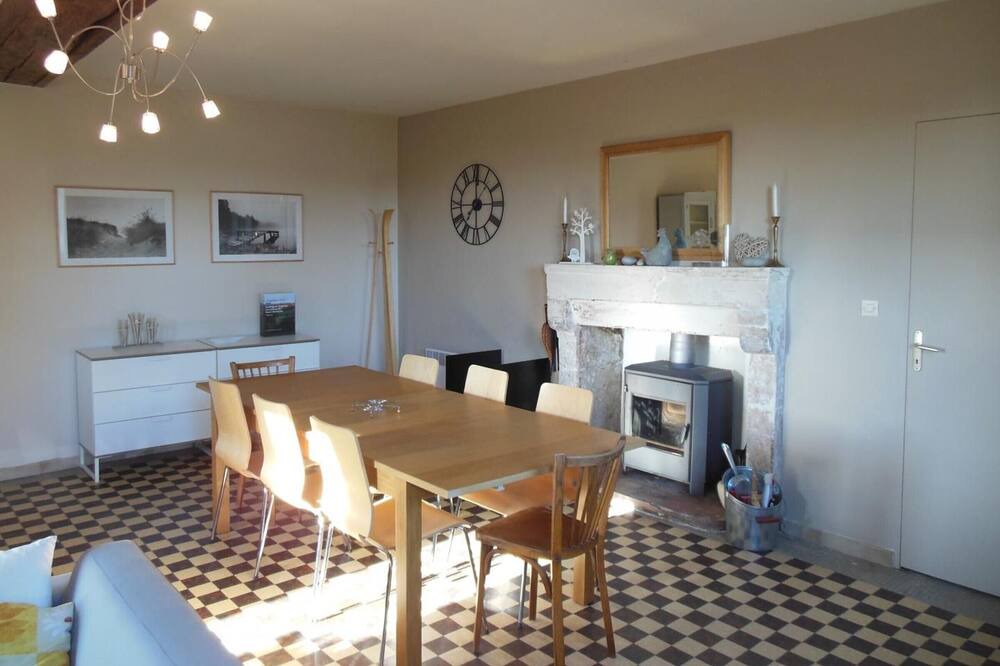 Photo of Kitchen in Neufchatel-en-Saosnois