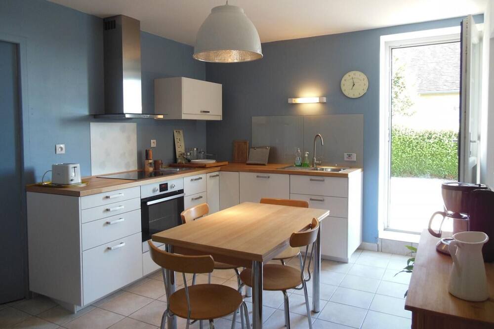 Photo of Kitchen in Neufchatel-en-Saosnois
