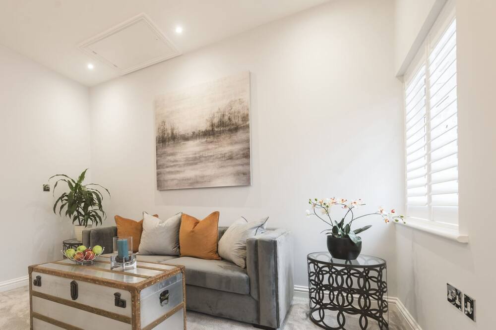 Photo of Others in Ascot