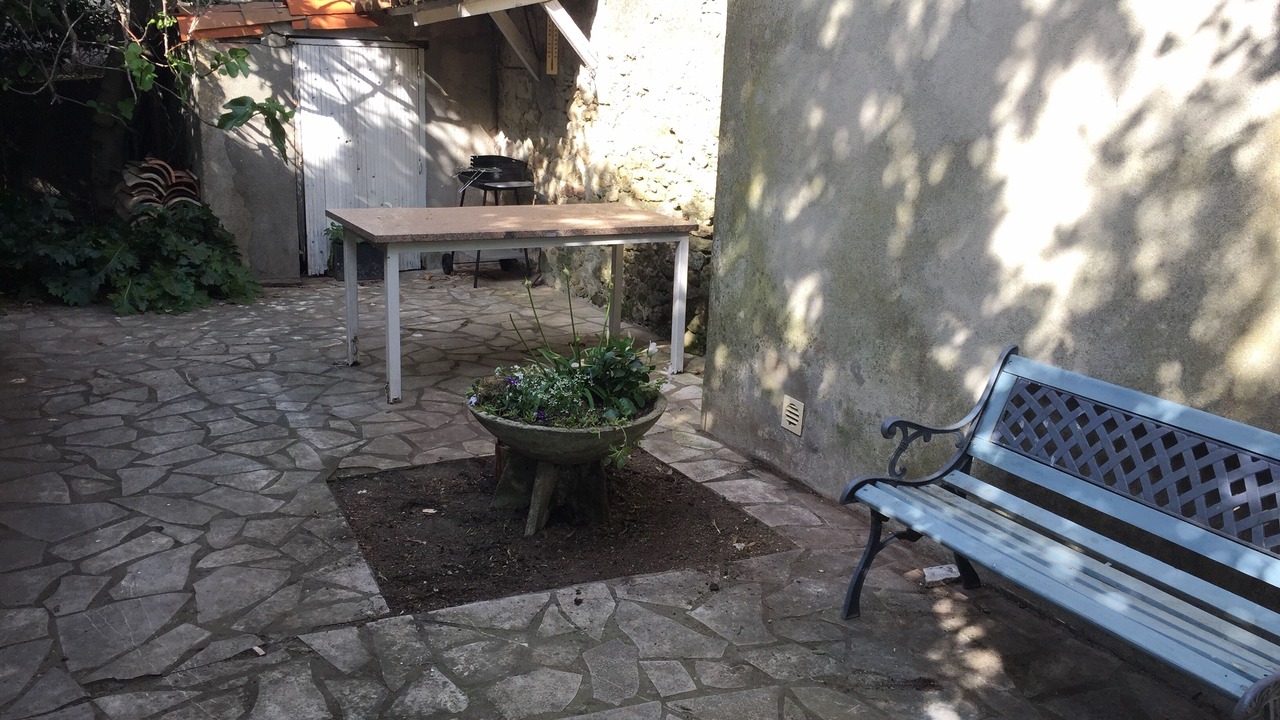 Photo of Patio Balcony in Sainte-Eulalie