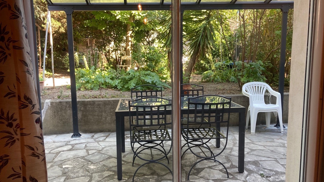 Photo of Patio Balcony in Sainte-Eulalie