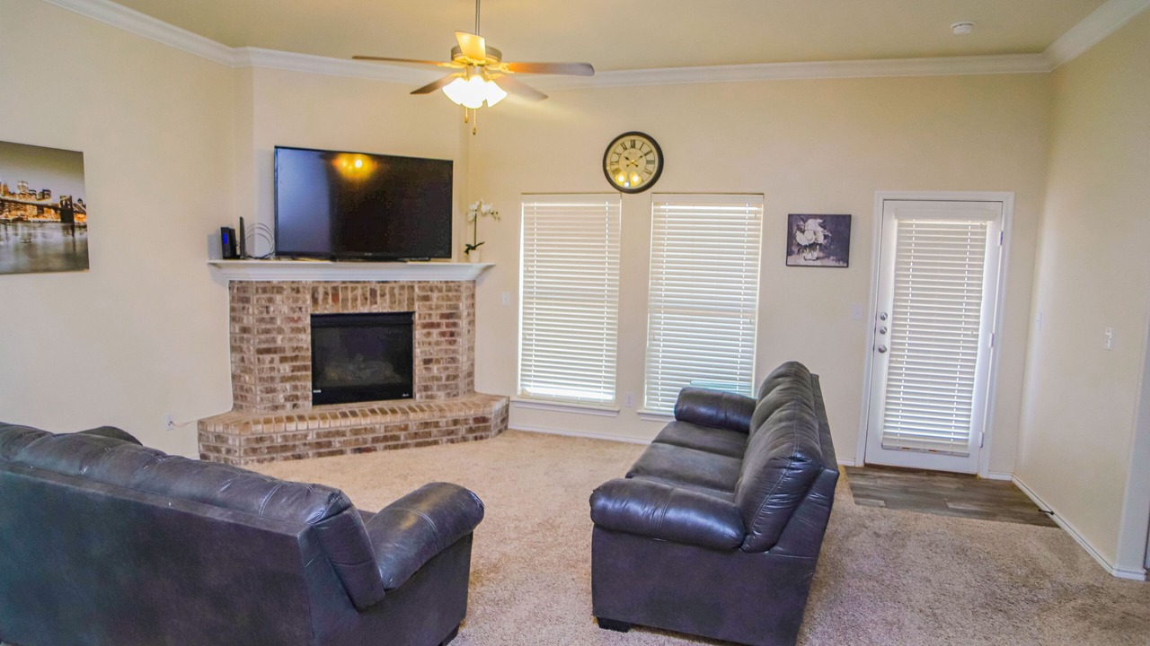Photo of Livingroom in Midland