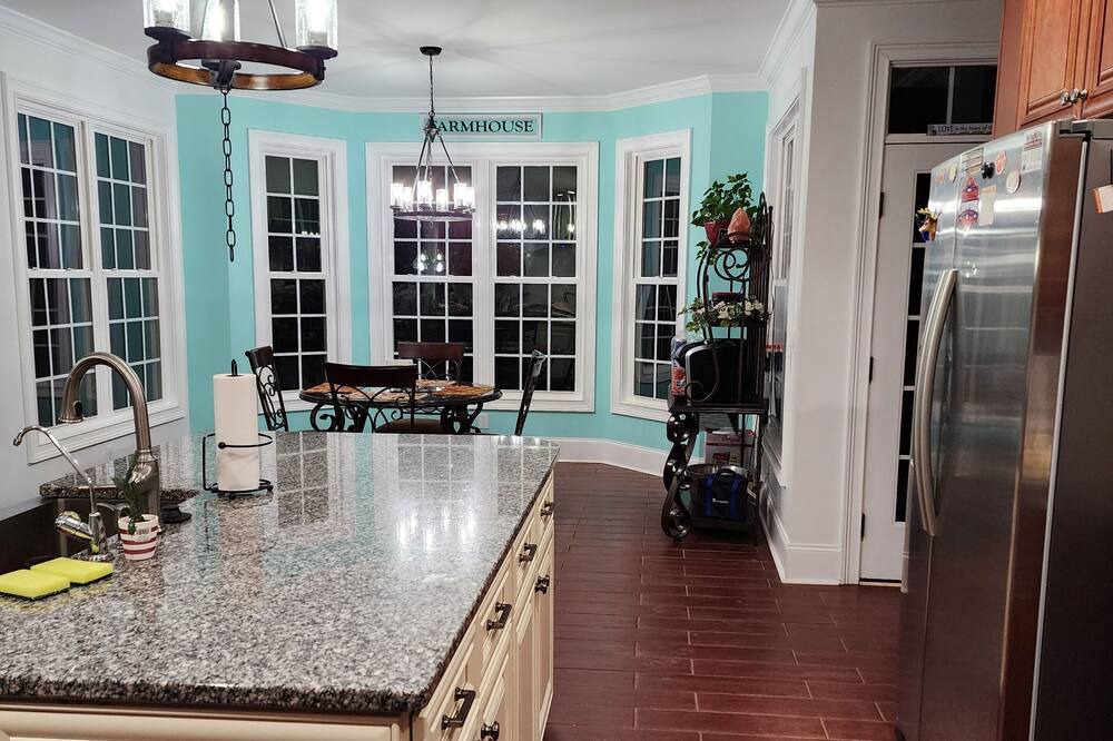 Photo of Kitchen in Central