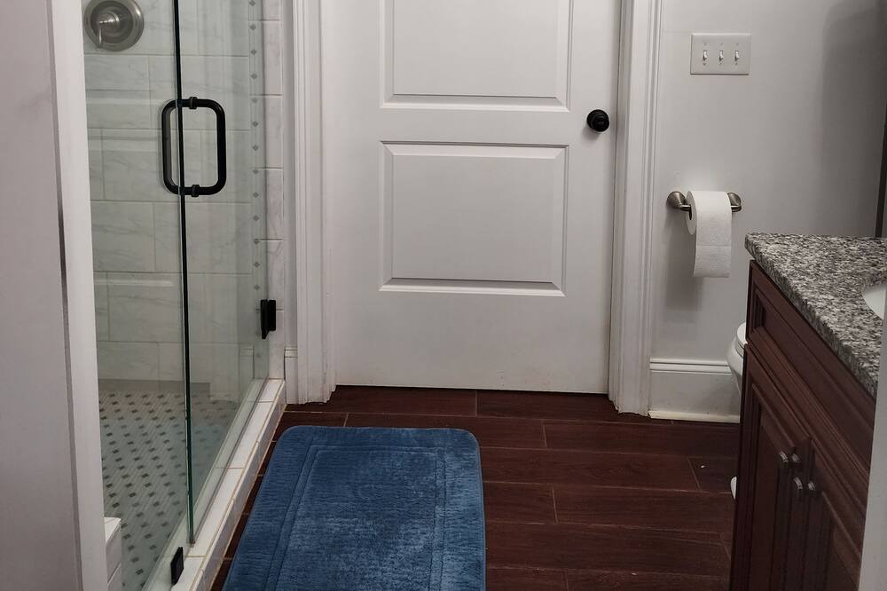 Photo of Bathroom in Central