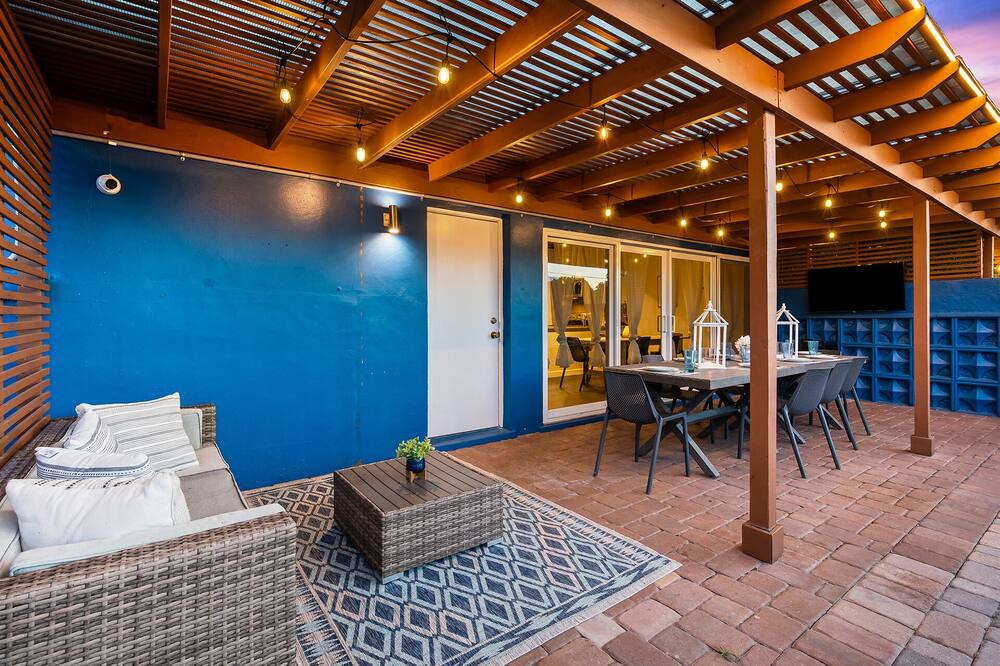 Photo of Outdoor in Coral Heights