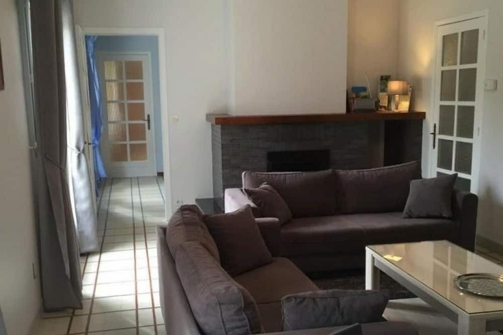 Photo of Livingroom in Saint-Romain-de-Colbosc