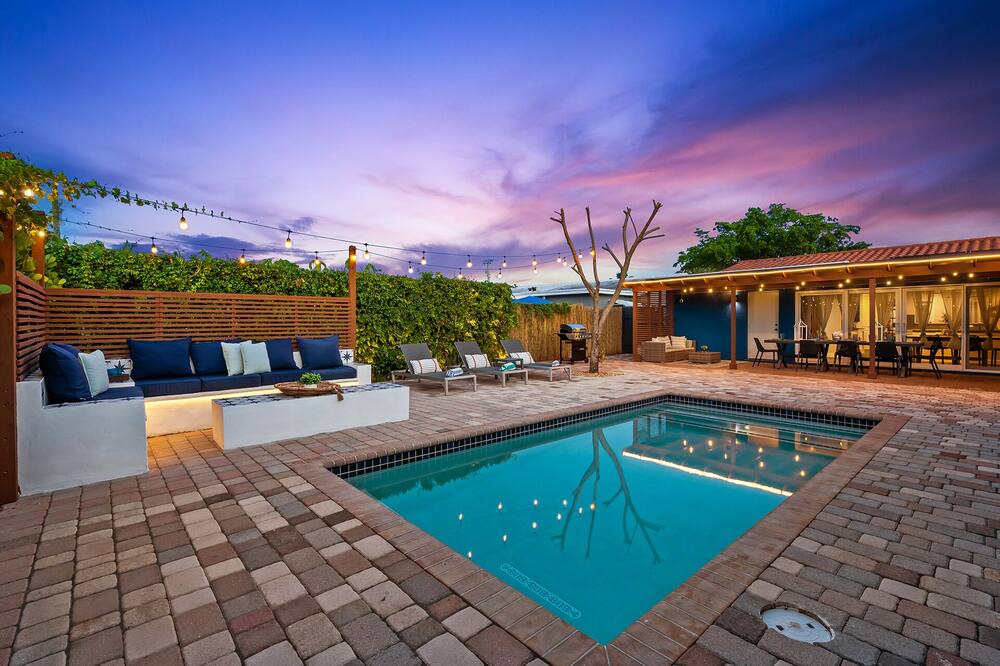 Photo of Outdoor in Coral Heights