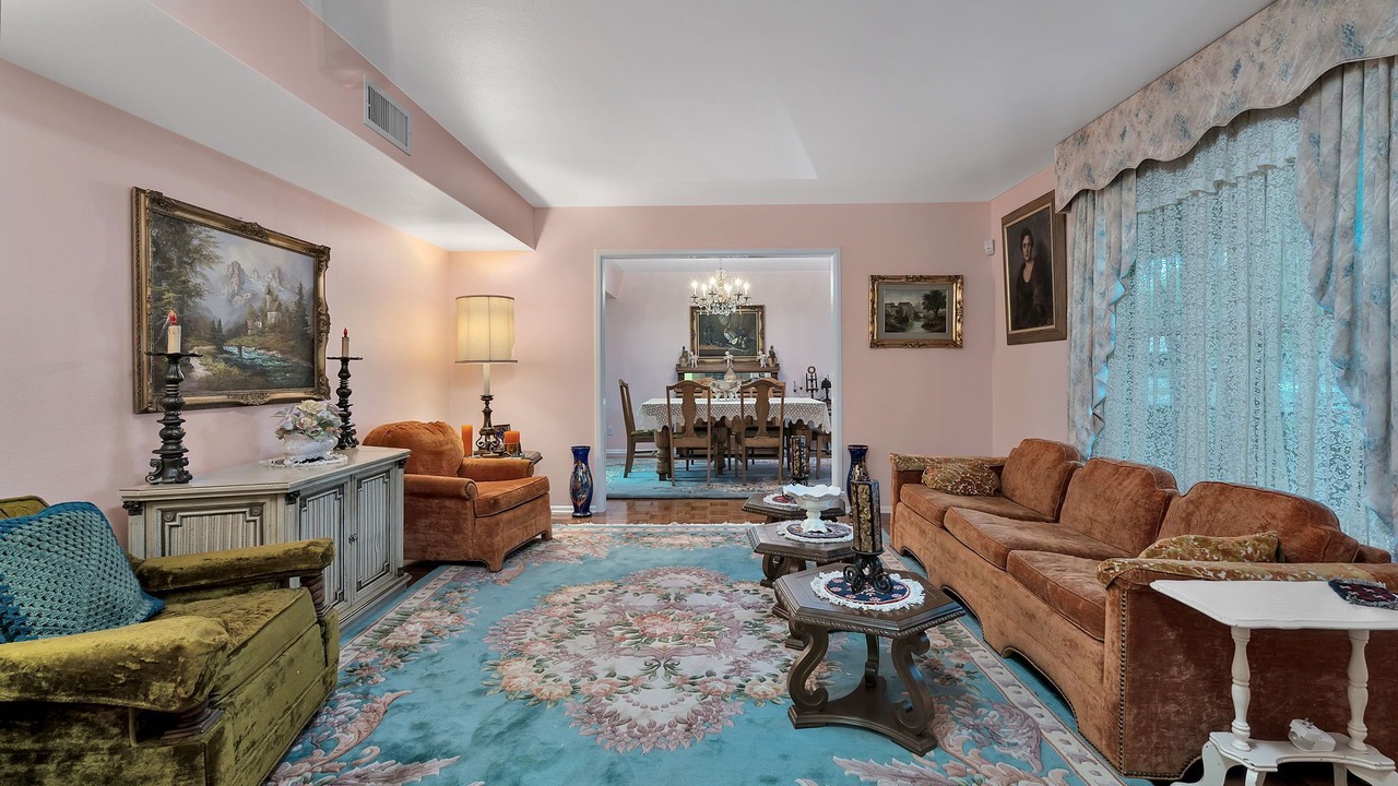 Photo of Livingroom in Windcrest