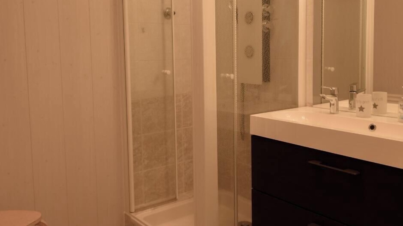 Photo of Bathroom in Conches-sur-Gondoire