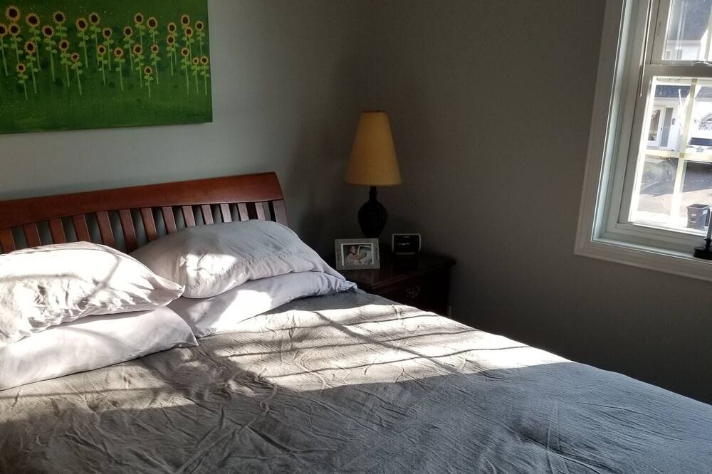 Photo of Bedroom in Essex Junction