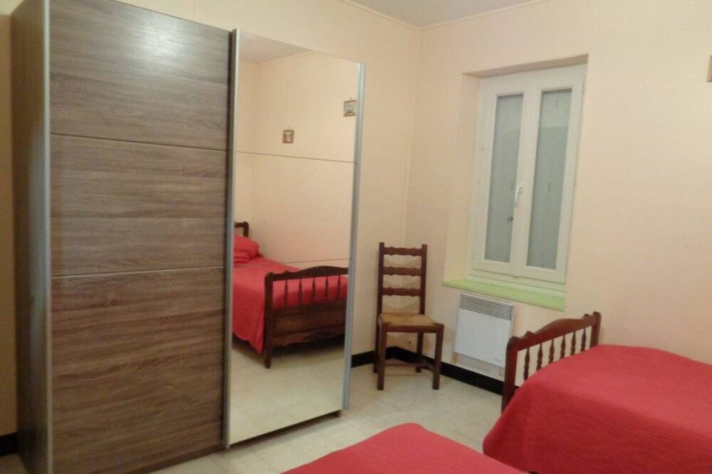 Photo of Bedroom in Courcy-aux-Loges