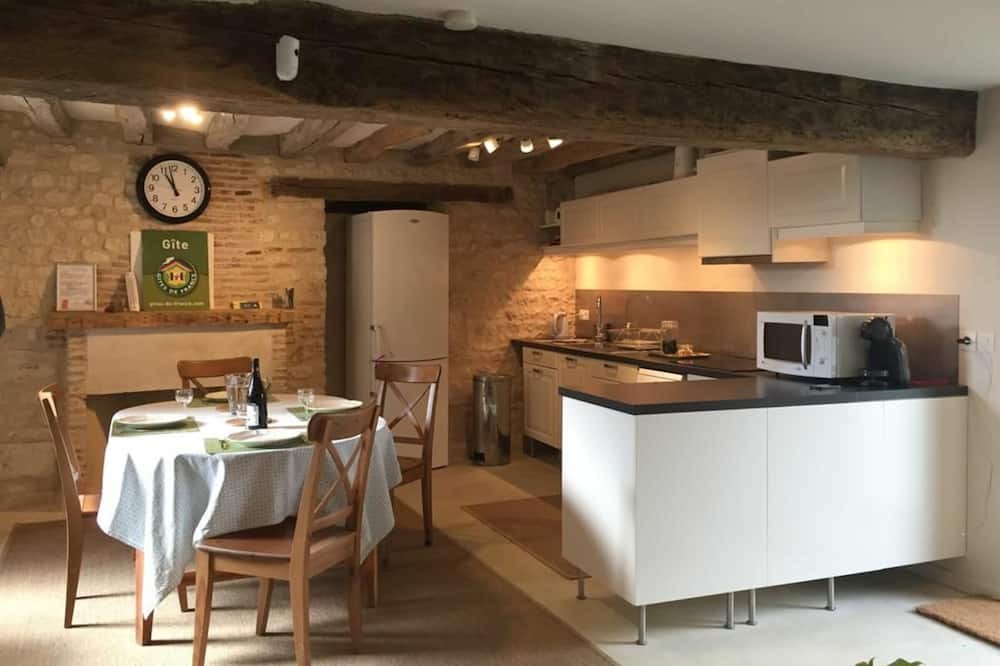Photo of Kitchen in Beaune-la-Rolande