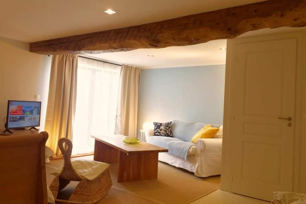 Photo of Bedroom in Beaune-la-Rolande