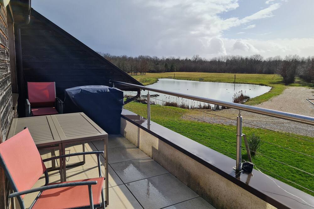Photo of Outdoor in Jouy-le-Potier