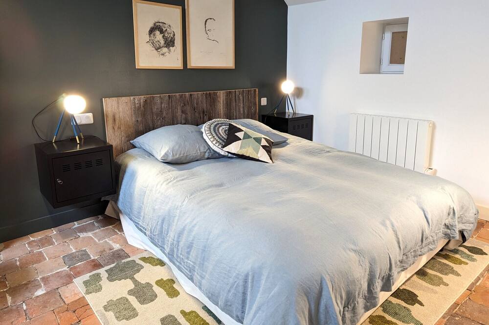 Photo of Bedroom in Grangermont