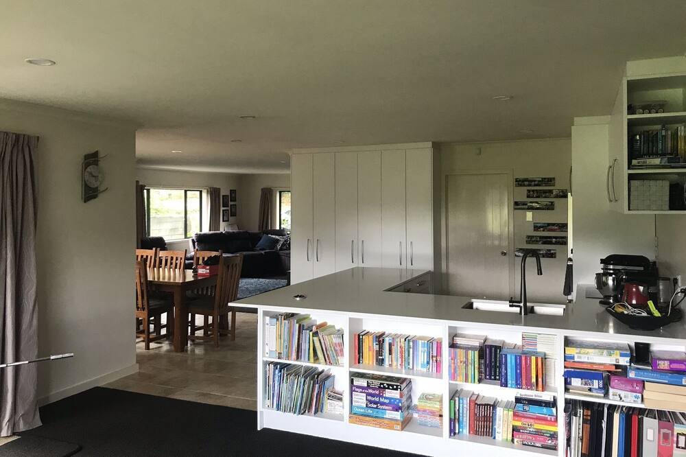 Photo of Others in Hilltop