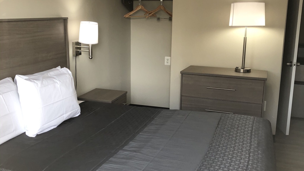 Photo of Bedroom in Moylan