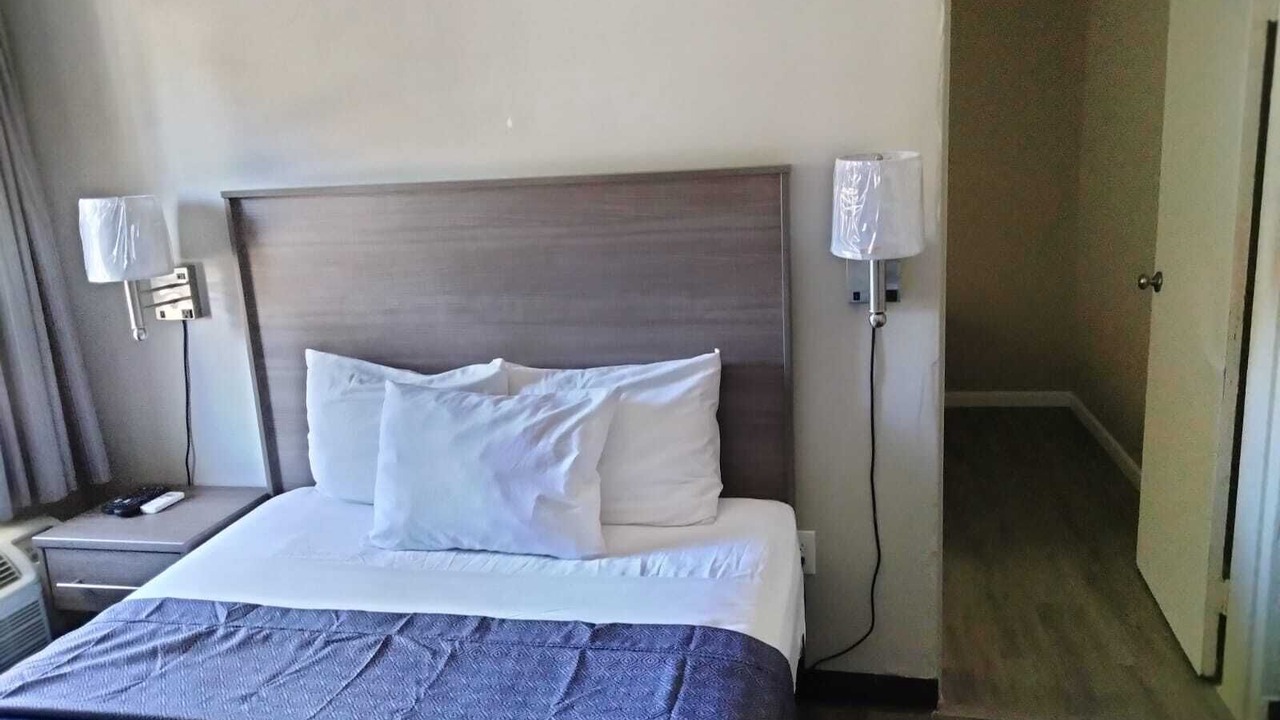 Photo of Bedroom in Moylan