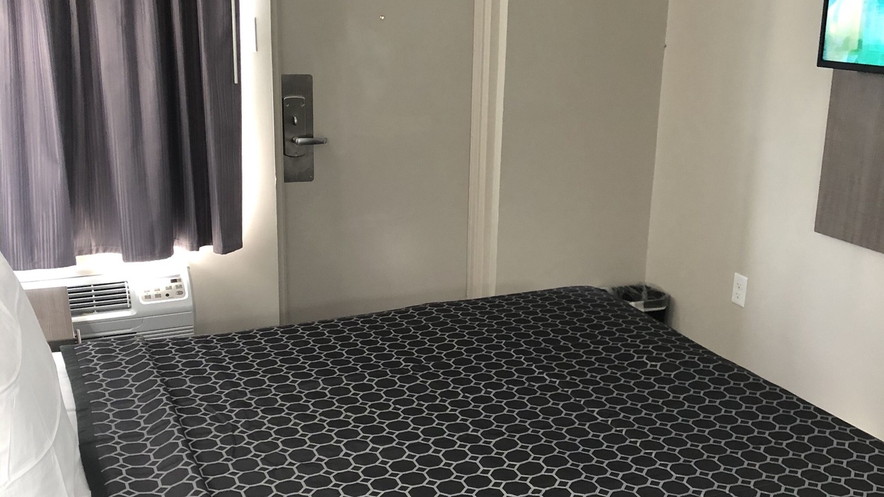 Photo of Bedroom in Moylan