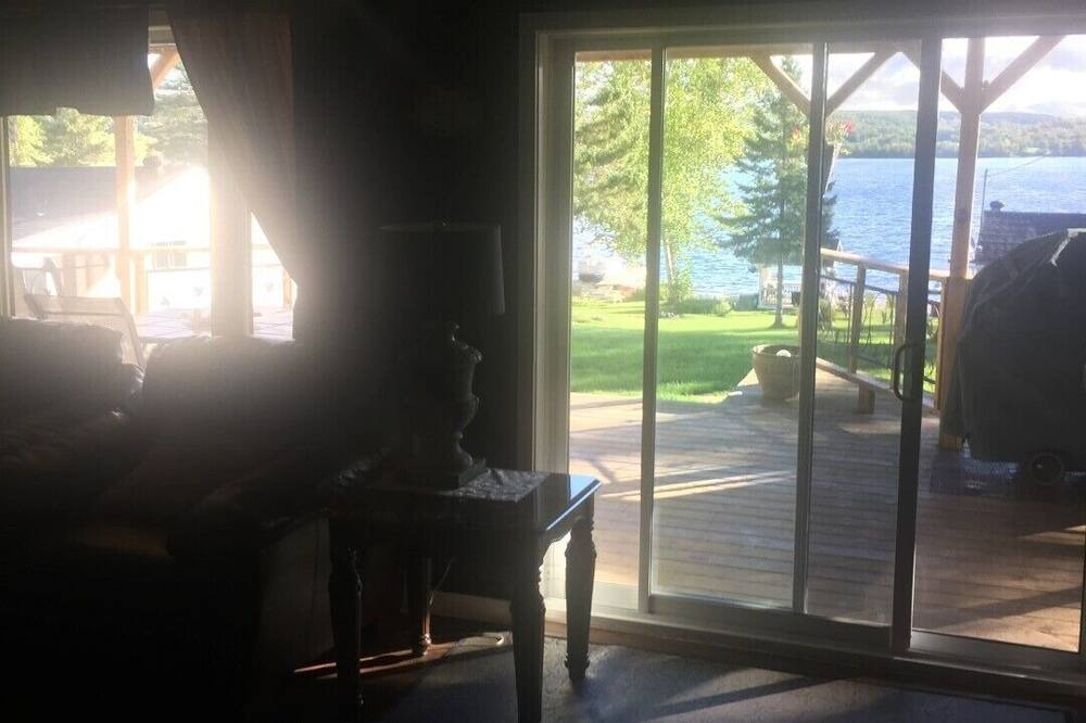 Photo of Livingroom in Golden Valley