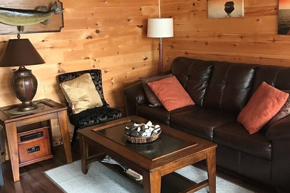 Photo of Livingroom in Restoule