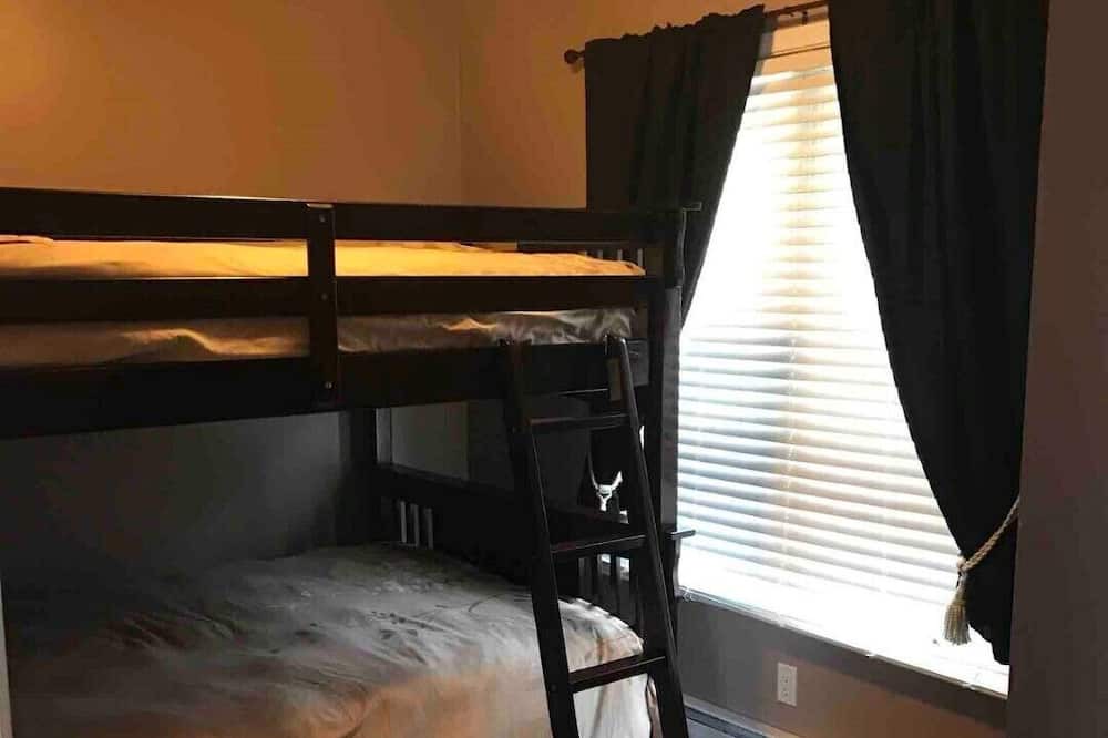 Photo of Bedroom in Golden Valley