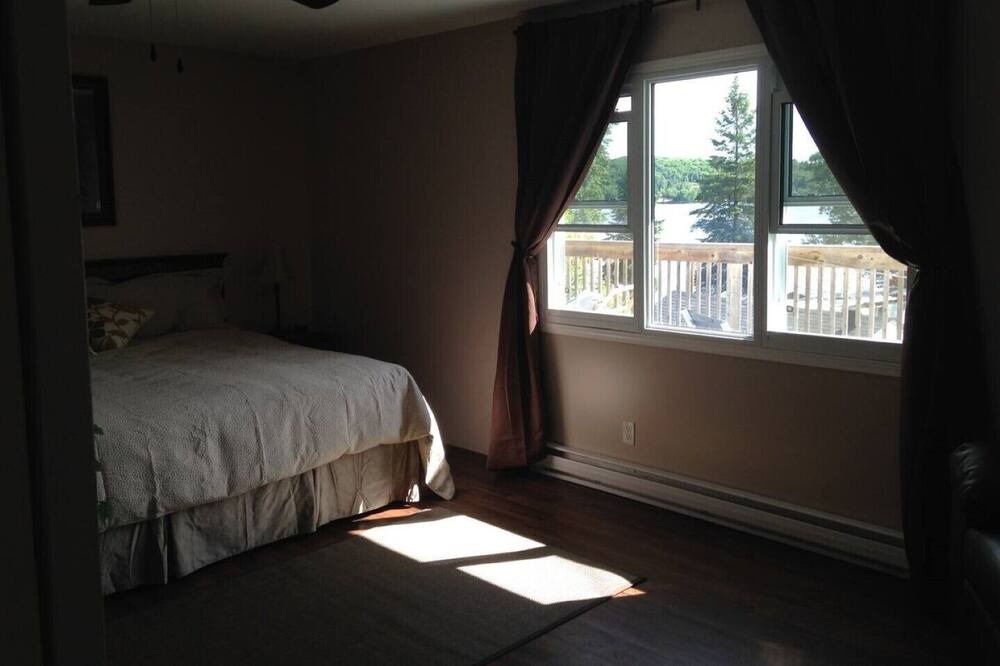 Photo of Bedroom in Golden Valley