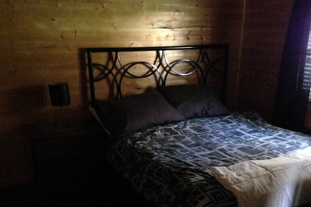 Photo of Bedroom in Golden Valley