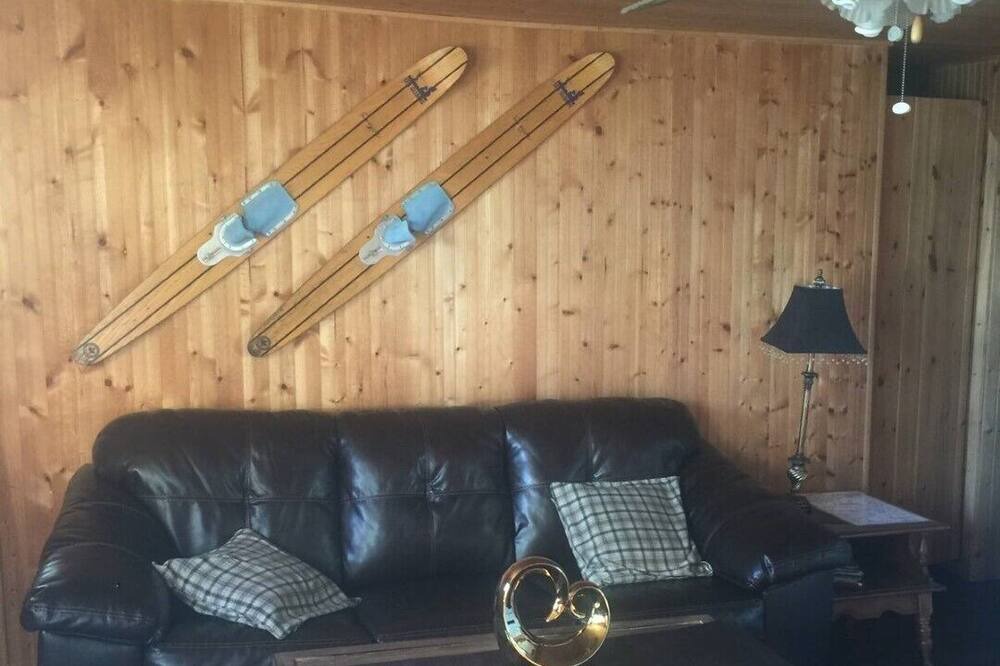 Photo of Livingroom in Golden Valley
