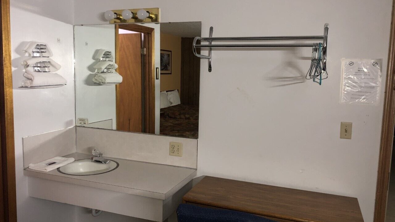 Photo of Bedroom in Broken Bow