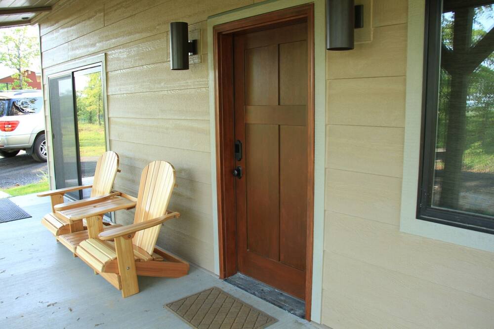 Photo of Patio Balcony in Creek County