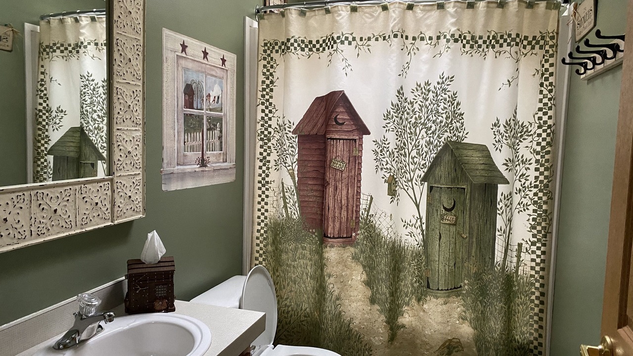 Photo of Bathroom in Ashland