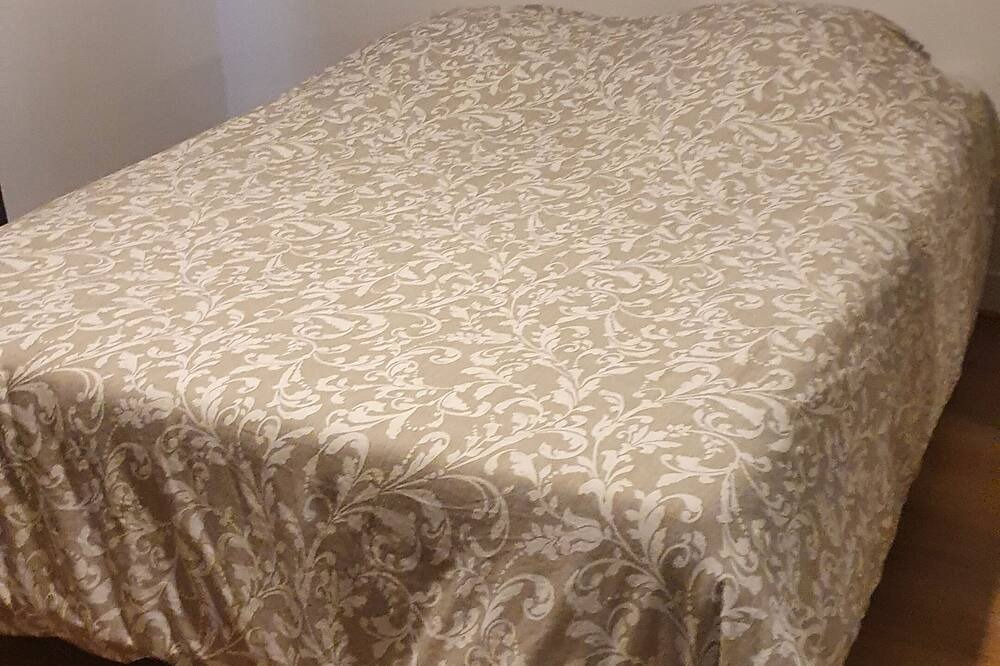 Photo of Bedroom in Puteaux
