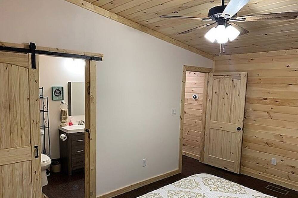 Photo of Bedroom in Denison