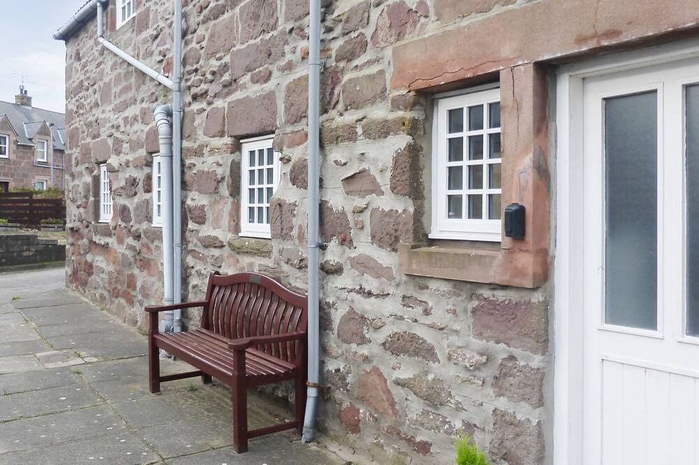 Photo of Patio Balcony in Stonehaven