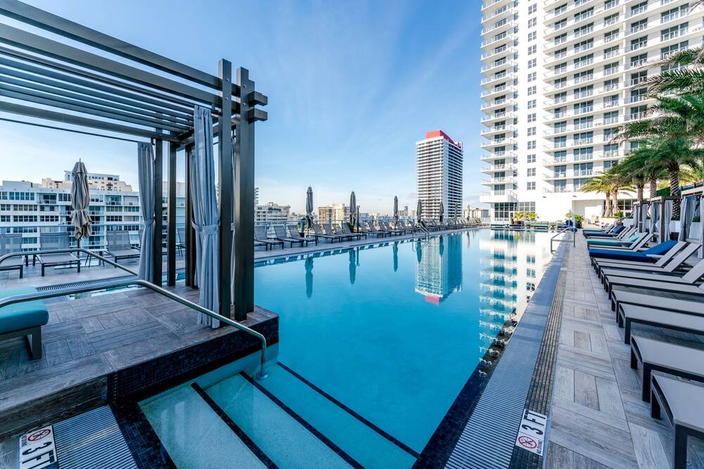 Photo of Outdoor in Hallandale Beach