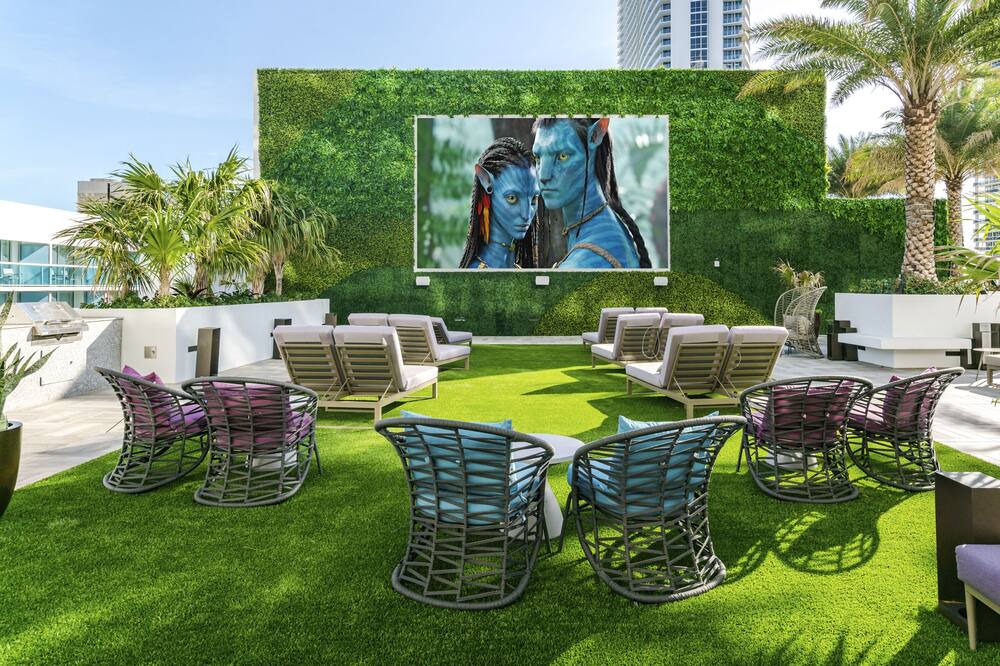 Photo of Outdoor in Hallandale Beach