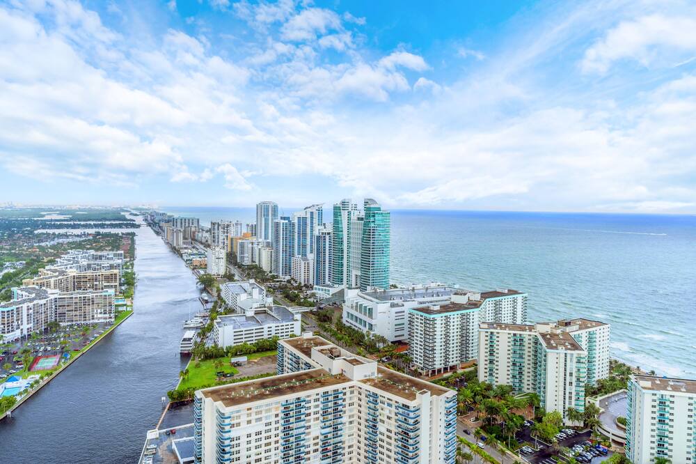 Photo of Patio Balcony in Hallandale Beach