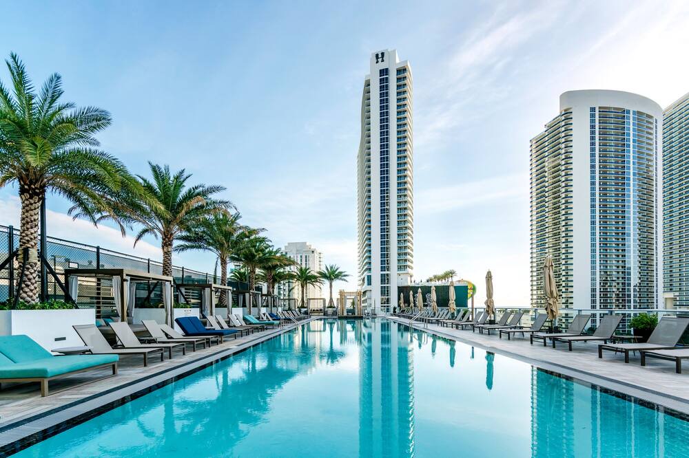 Photo of Outdoor in Hallandale Beach