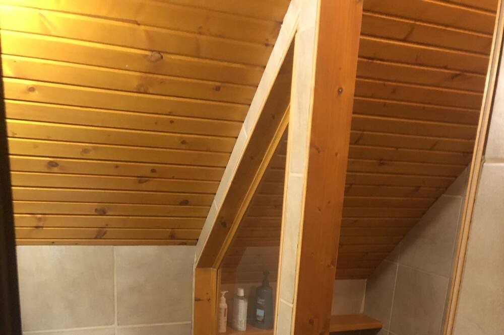 Photo of Bathroom in St-Adolphe-d'Howard