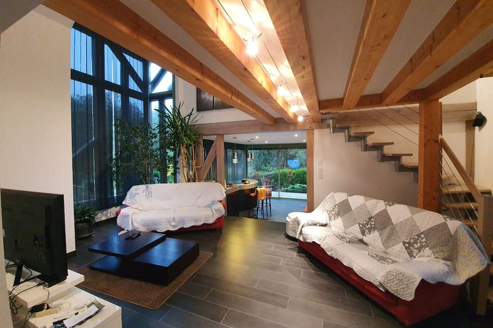 Photo of Bedroom in Dollon