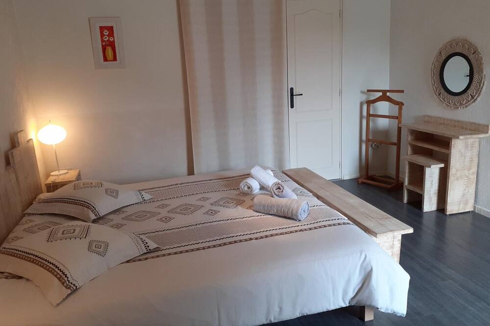 Photo of Bedroom in Meusnes