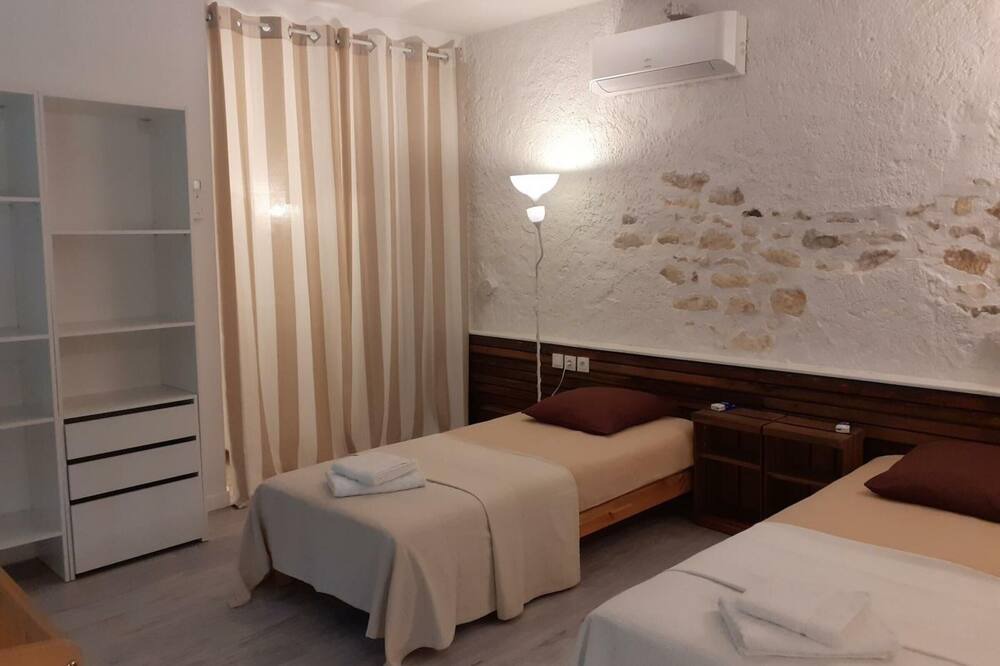 Photo of Bedroom in Meusnes